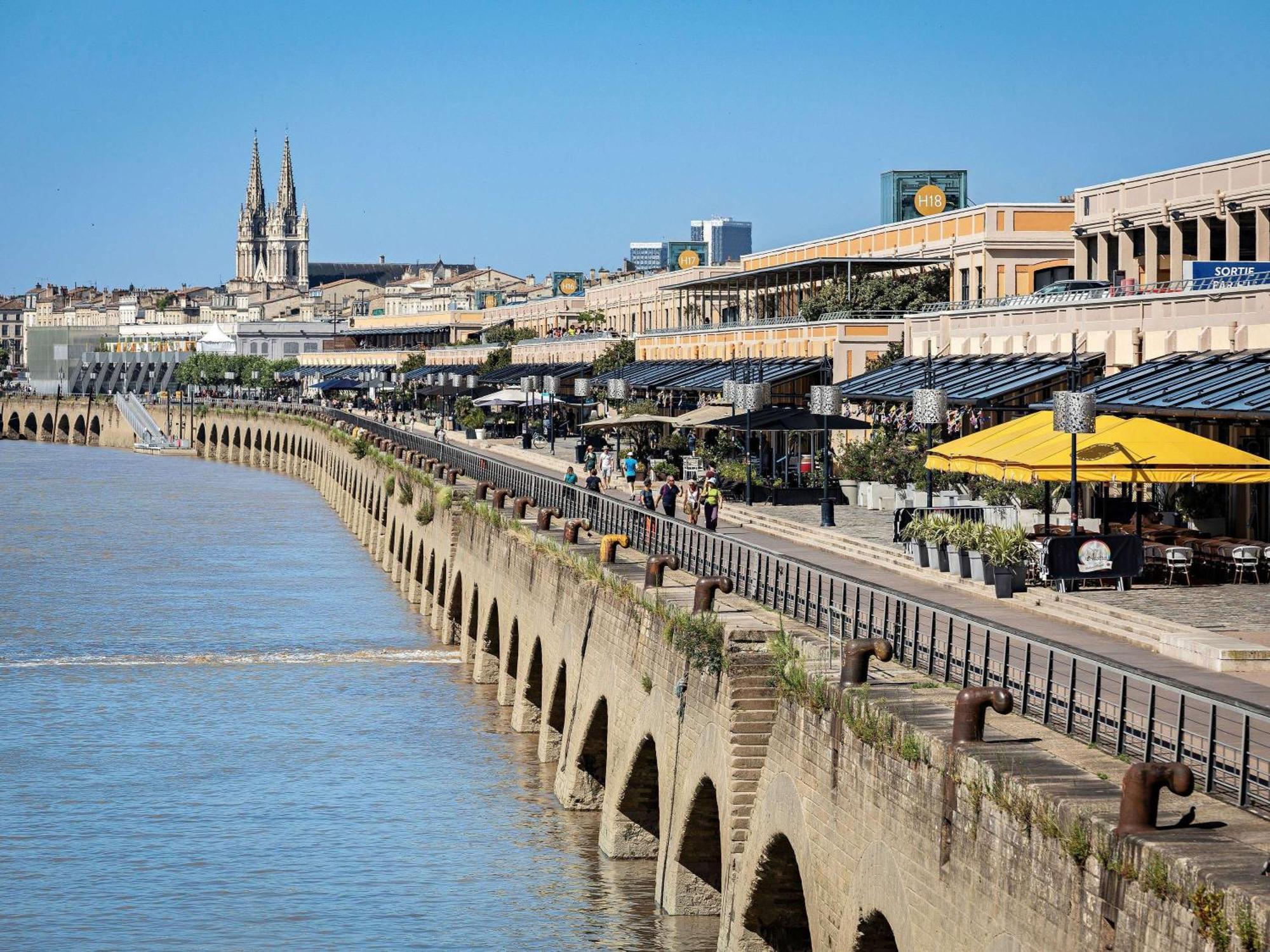Hotelf1 Bordeaux Nord Lormont Exterior photo