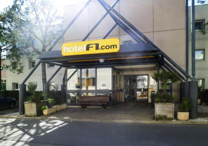 Hotelf1 Bordeaux Nord Lormont Exterior photo